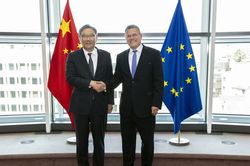 EU, Trung Quốc nhất trí đối thoại thu hẹp thâm hụt thương mại