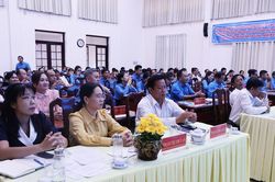 C&aacute;c cấp C&ocirc;ng đo&agrave;n An Giang thực hiện tốt c&ocirc;ng t&aacute;c chăm lo, bảo vệ quyền lợi người lao động