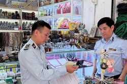 Tăng cường kiểm so&aacute;t thị trường để bảo vệ người ti&ecirc;u d&ugrave;ng