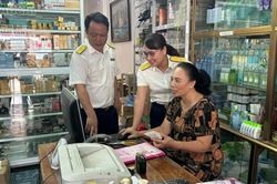 Bỏ thuế kho&aacute;n, &aacute;p dụng k&ecirc; khai thuế: Nhiều tiểu thương c&ograve;n l&uacute;ng t&uacute;ng v&agrave; sợ sai