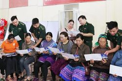 Đưa 'Bình dân học vụ số' đến vùng biên Pha Long