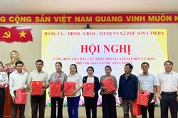 Xã Phú Sơn Lâm Hà công bố nghị quyết sắp xếp thôn