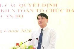 Yên Kỳ công bố quyết định sắp xếp, đổi tên thôn và kiện toàn cán bộ