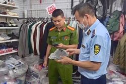 Hà Nội khởi tố 147 vụ án buôn lậu, hàng giả trong 6 tháng đầu năm