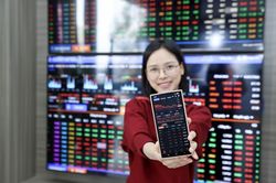 Chứng kho&aacute;n ph&aacute;i sinh ng&agrave;y 30/6: VN30-Index tạm rời mốc 2.000 điểm, giao dịch thận trọng
