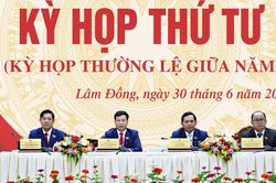 Khai mạc Kỳ họp thứ Tư, HĐND tỉnh L&acirc;m Đồng kh&oacute;a XI: Đẩy mạnh chuyển đổi số, cải thiện m&ocirc;i trường đầu tư