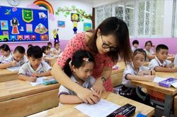Nh&agrave; gi&aacute;o được hưởng phụ cấp ưu đ&atilde;i theo nghề từ 20-80%