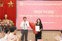 Hà Nội: Trao quyết định bổ nhiệm Phó Giám đốc Sở Nội vụ