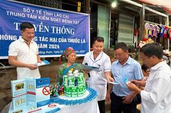 L&agrave;o Cai tăng cường siết chặt quản l&yacute; bu&ocirc;n lậu thuốc l&aacute; từ tuyến bi&ecirc;n giới đến kh&ocirc;ng gian mạng