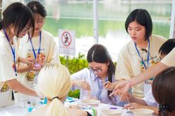 H&agrave;nh tr&igrave;nh kh&aacute;m ph&aacute; th&agrave;nh bang chiến tộc xứ Ch&acirc;n M&acirc;y c&ugrave;ng The Hidden Book 2026