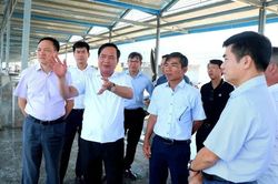 Thứ trưởng Võ Văn Hưng khảo sát hạ tầng nghề cá trọng điểm tại Khánh Hòa
