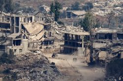 Israel c&agrave;n qu&eacute;t miền Nam Lebanon bất chấp khu&ocirc;n khổ ngừng bắn