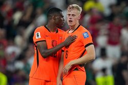 Vận xui lạ lùng của Hà Lan: 3 kỳ World Cup không thua đội nào vẫn bị loại