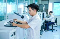 Gỡ r&agrave;o cản thể chế để th&uacute;c đẩy đổi mới s&aacute;ng tạo