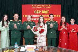 Phụ nữ Bộ Tư lệnh Thủ đô Hà Nội: Lan tỏa hình ảnh đẹp của những 'bóng hồng' trong quân đội