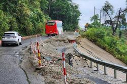R&agrave; so&aacute;t to&agrave;n diện hệ thống kết cấu hạ tầng trong m&ugrave;a mưa lũ