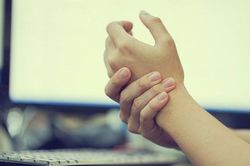 Đừng bỏ qua hội chứng bàn tay - bàn chân: Tác dụng phụ nhiều bệnh nhân ung thư gặp phải khi điều trị