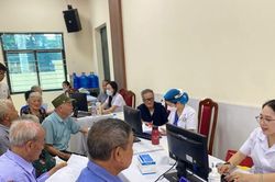Sáng nay, Hà Nội bắt đầu khám sức khỏe miễn phí cho người dân toàn thành phố