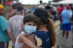 Hệ thống y tế Venezuela kiệt quệ sau động đất kép, cảnh báo thảm họa nhân đạo