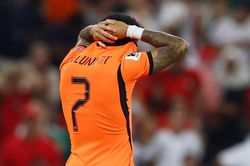 Trùng hợp khó tin trong ngày Hà Lan bị loại ở World Cup