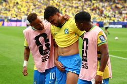 'Át chủ bài' của Brazil nguy cơ chia tay World Cup