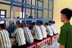 Quy định thủ tục giải quyết cho phạm nhân gặp người thân thích