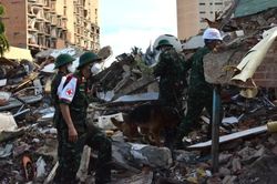 Đoàn Việt Nam đưa 11 nạn nhân động đất tại Venezuela ra khỏi đống đổ nát