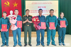 Quảng Ninh: Ban CHQS phường Hạ Long công bố quyết định về công tác cán bộ