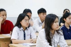 Phổ điểm các tổ hợp xét tuyển đại học 2026