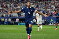 Mbappe chính thức trở thành 'Vua ghi bàn' vòng loại trực tiếp World Cup