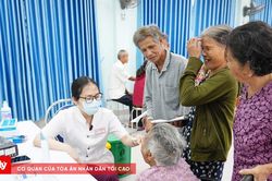 Huế phát động chiến dịch khám sức khỏe miễn phí cho toàn dân