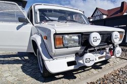 Xe đua cổ Lada 45 năm tuổi rao bán hơn 1,8 tỷ đồng, độ công suất gấp đôi