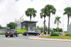 Hai công ty bất động sản Khu Đông bị xử phạt do chậm công bố thông tin