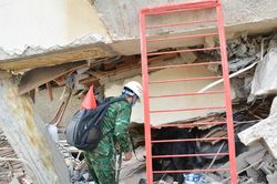 Đoàn Việt Nam khẩn trương cứu hộ tại vùng tâm chấn động đất ở Venezuela