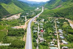 Cao tốc La Sơn - Hòa Liên: Xây cầu cạn xử lý điểm nóng sạt lở, lùi thời gian hoàn thành dự án