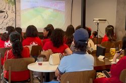 Điểm hẹn World Cup của người Việt tại Canada
