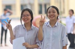 Không còn mưa điểm giỏi, dự đoán điểm chuẩn trường top đầu giảm từ 1 đến 3 điểm