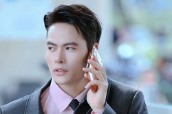 'Tổng tài' Vbiz mưu sinh bằng đủ thứ nghề chân tay để 'kiếm cơm qua ngày'