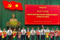 Huế điều động, bổ nhiệm hàng loạt giám đốc sở