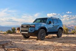 Toyota triệu hồi 563 xe Land Cruiser Prado tại Việt Nam
