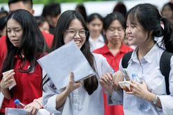 Thi tốt nghiệp THPT 2026: Số bài Ngữ văn dưới 1 điểm tăng mạnh