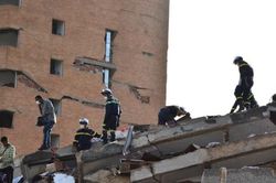 Đoàn cứu hộ Việt Nam đưa 11 nạn nhân Venezuela ra khỏi đống đổ nát