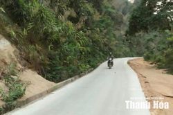 Hạ tầng giao thông kết nối các bản người Mông