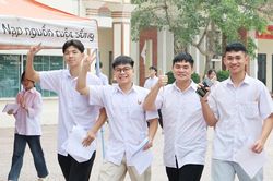 Kỳ thi tốt nghiệp trung học phổ thông năm 2026: Bắc Ninh có 478 bài thi đạt điểm 10 và 1 thủ khoa toàn quốc khối A00