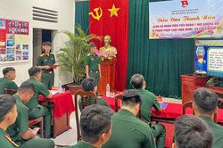 Đo&agrave;n vi&ecirc;n thanh ni&ecirc;n Lữ đo&agrave;n 409 n&oacute;i kh&ocirc;ng với vi phạm ph&aacute;p luật, kỷ luật qu&acirc;n đội