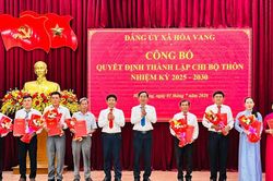 Xã Hòa Vang kiện toàn bộ máy 12 thôn sau sắp xếp