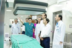Đồng Tháp: Tăng cường tổ chức khám sức khỏe định kỳ, khám sàng lọc miễn phí cho người dân