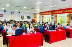 Hội nghị tuyên truyền, giải đáp, tư vấn chính sách bảo hiểm y tế