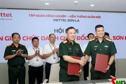 Bàn giao chức danh Giám đốc Viettel Sơn La