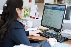 Hải quan giảm thủ tục cho doanh nghiệp gia công, sản xuất xuất khẩu